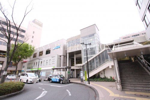 近くの新百合ヶ丘まで2,342m(徒歩30分)