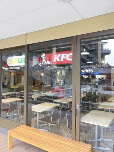 近くのケンタッキー・フライド・チキンみなとみらい東急スクエア店まで1,760m（徒歩22分）