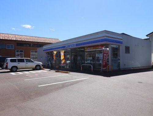 近くのローソン 長岡石内一丁目店まで486m(徒歩7分)