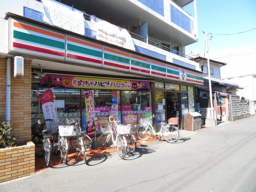 近くのセブンイレブン 浦安堀江東店まで621m（徒歩8分）
