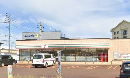 近くのセブンイレブン寺島町店まで216m（徒歩3分）