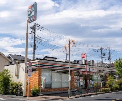近くのセブンイレブン 三鷹下連雀6丁目店まで394m(徒歩5分)