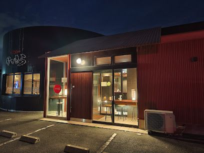 近くの焼肉なかむら屋島店まで320m（徒歩4分）