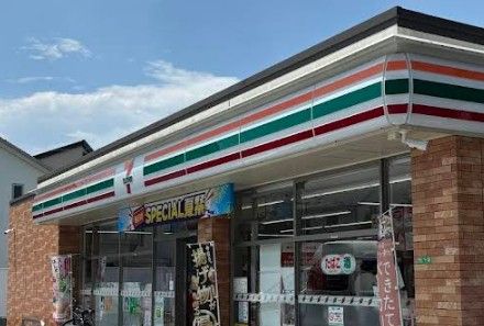 近くのセブンイレブン 練馬関町南2丁目店まで597m(徒歩8分)