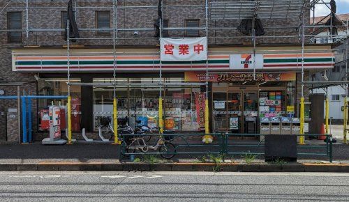 近くのセブンイレブン 三鷹大沢6丁目店まで191m（徒歩3分）