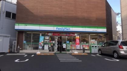 近くのファミリーマート 八広六丁目店まで294m(徒歩4分)