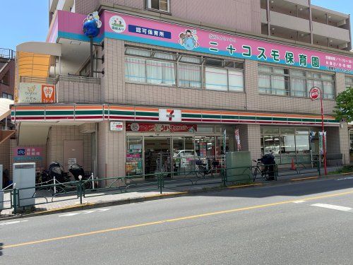 近くのセブンイレブン 小金井前原町3丁目店まで537m（徒歩7分）