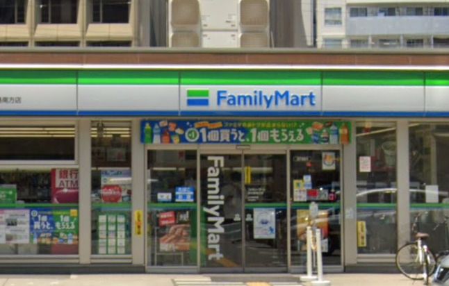 近くのファミリーマート 西中島南方店まで480m(徒歩6分)