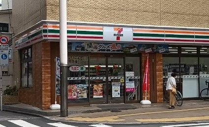 近くのセブンイレブン 杉並阿佐谷中杉通り店まで359m(徒歩5分)