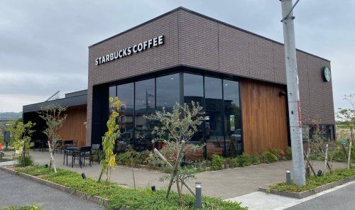 近くのスターバックスコーヒー 東香里店まで349m(徒歩5分)