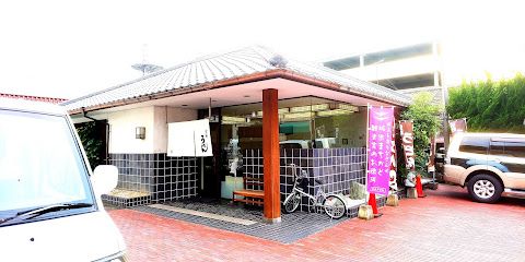 近くの室町うどんまで562m（徒歩8分）