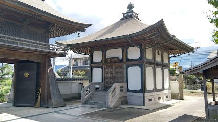 近くの常満寺まで436m（徒歩6分）