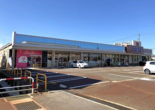 近くのウオロク北山店まで411m（徒歩6分）