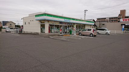 近くのファミリーマート サンフラワー通り店まで551m(徒歩7分)