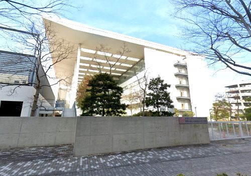 近くの大学・短大まで3,227m（徒歩41分）