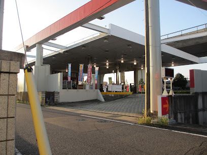 近くの高松東バイパス林SSまで750m（徒歩10分）