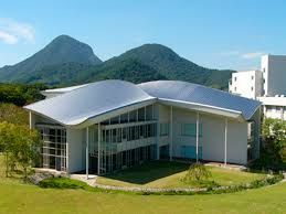 近くの四国学院大学まで1,536m（徒歩20分）