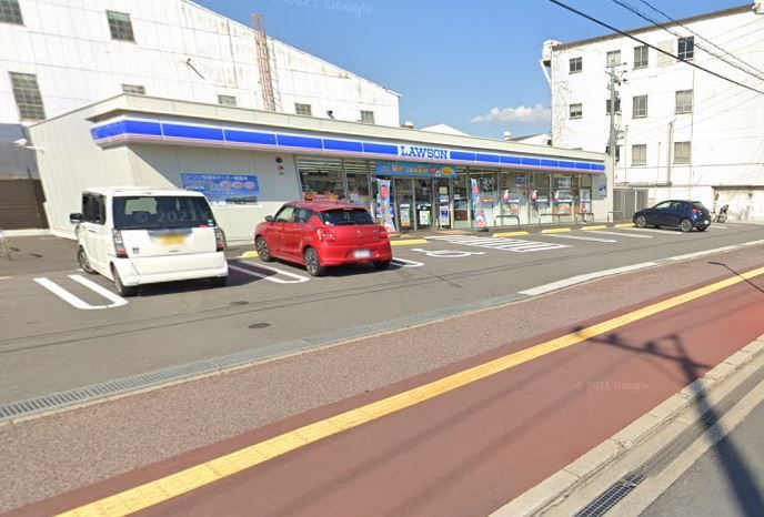 近くのローソン 呉宝町店まで495m(徒歩7分)