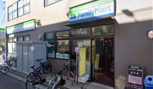 近くのファミリーマート 古川橋駅南店まで515m（徒歩7分）