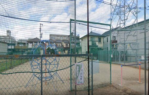 近くのわんぱく児童遊園まで5,986m（徒歩75分）