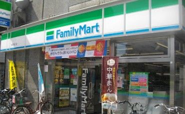 近くのファミリーマート 柳沢南口店まで377m(徒歩5分)