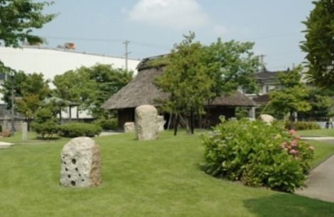 近くの岩倉市役所 史跡公園まで2,273m(徒歩29分)