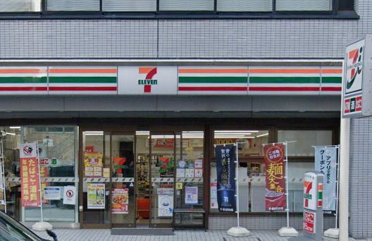 近くのセブン-イレブン 大阪扇町店まで202m（徒歩3分）