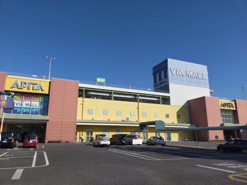 近くのアピタ 江南西店(ヴィアモール江南)まで438m（徒歩6分）