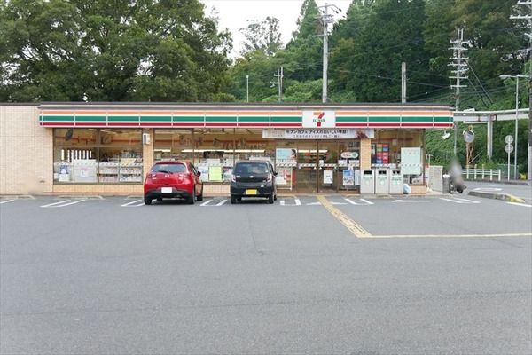 近くのセブンイレブン 大津美崎町店まで510m(徒歩7分)
