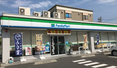 近くのファミリーマート岡山下中野本町店まで499m(徒歩7分)