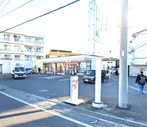 近くのセブンイレブン 寒川一之宮9丁目店まで641m（徒歩9分）