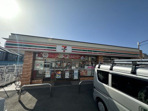 近くのセブンイレブン 国立富士見台2丁目店まで490m(徒歩7分)
