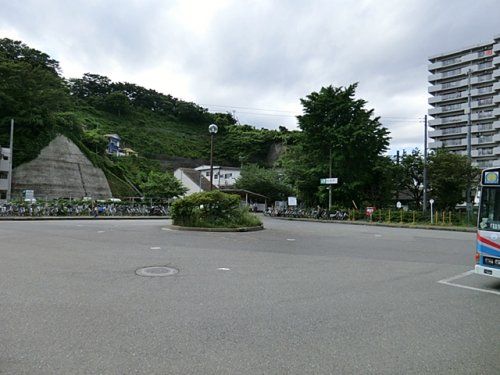 近くの田浦まで1,520m（徒歩19分）