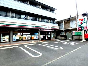 近くのセブンイレブンまで1,540m（徒歩20分）