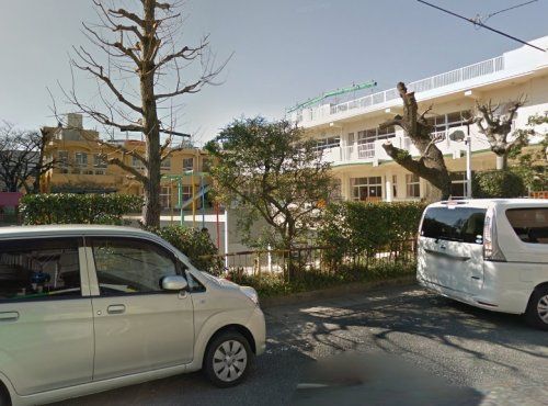 近くの友愛社会館幼稚園まで402m(徒歩6分)