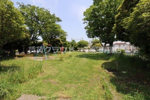 近くの不寝見川公園まで563m（徒歩8分）