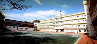 近くの私立八雲学園中学校まで807m（徒歩11分）