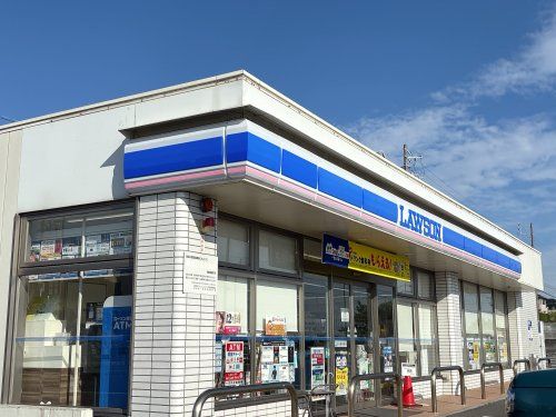 近くのローソン常滑金山店まで769m（徒歩10分）