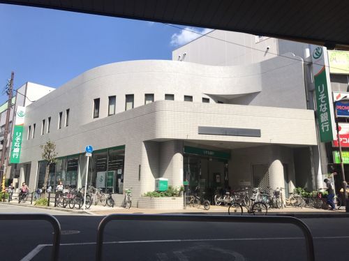 近くのりそな銀行上新庄支店まで437m(徒歩6分)