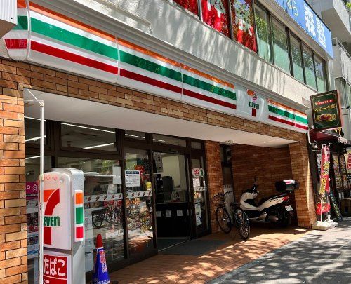 近くのセブンイレブン 杉並天沼3丁目店まで87m(徒歩2分)