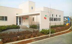 近くのさくらんぼ保育園まで762m（徒歩10分）