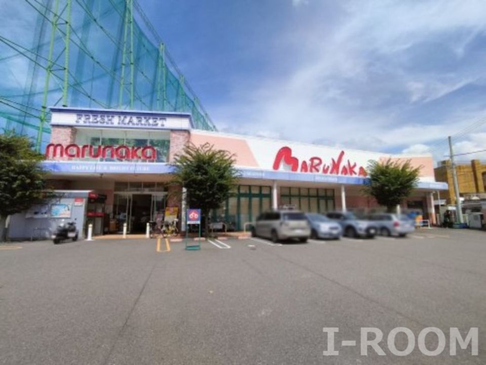 近くのマルナカ 小坂店まで413m（徒歩6分）