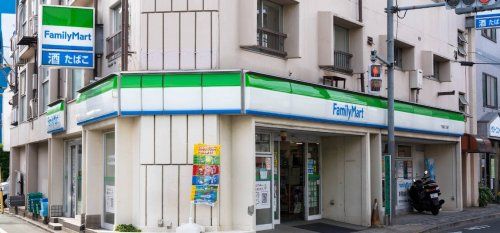 近くのファミリーマート 下連雀三丁目店まで364m(徒歩5分)
