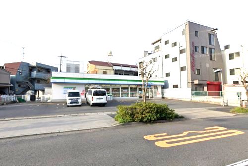 近くのファミリーマート 板橋西台店まで597m（徒歩8分）