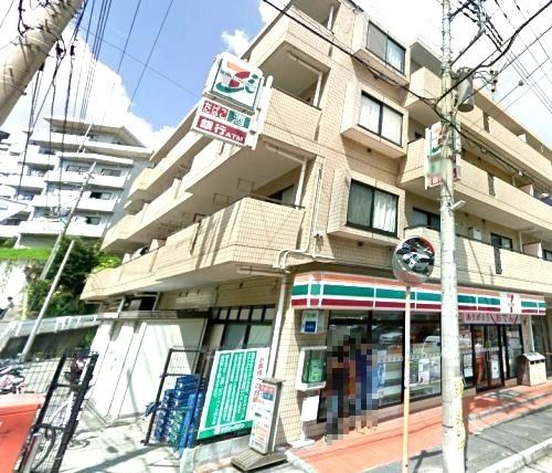 近くのセブンイレブンまで399m（徒歩5分）