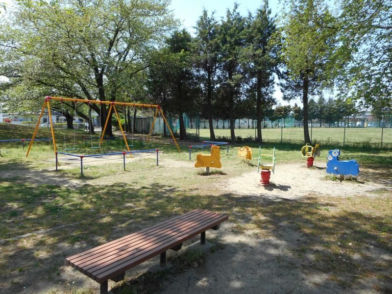 近くの除ケ4号公園まで683m（徒歩9分）