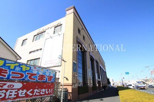 近くのパチンコ宝島まで997m（徒歩13分）