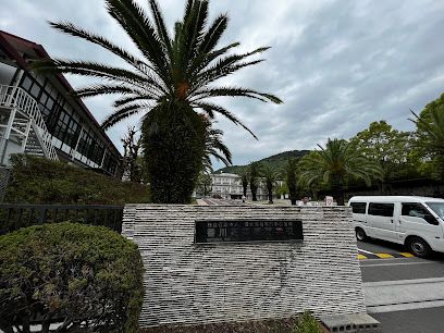 近くの香川高等専門学校高松キャンパスまで600m（徒歩8分）