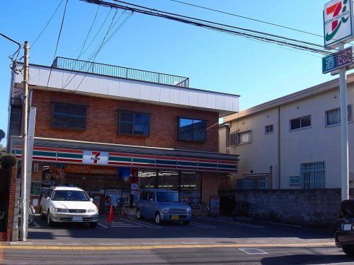 近くのセブンイレブン 針ヶ谷店まで736m（徒歩10分）