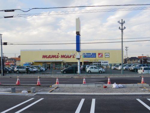 近くのマミーマート 川口安行店まで618m（徒歩8分）